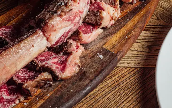 Tomahawk Angus a la brasa en Gulliver