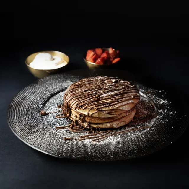 Pancakes con fresas y nata en Gulliver